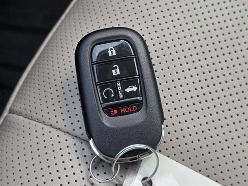 Used 2024 Honda Accord Touring image 37