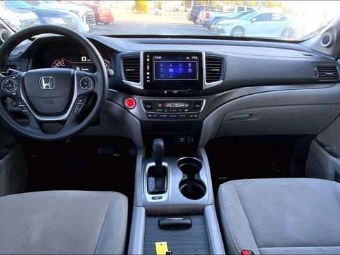 Used 2017 Honda Pilot EX image 15