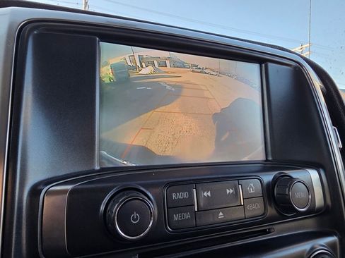 Used 2018 Chevrolet Silverado 1500 LT w/ All Star Edition image 17