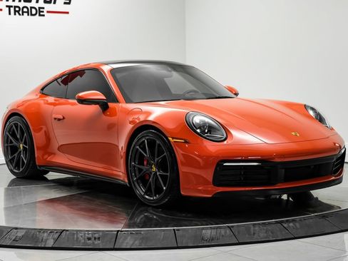 Used 2021 Porsche 911 Carrera S RWD image 3