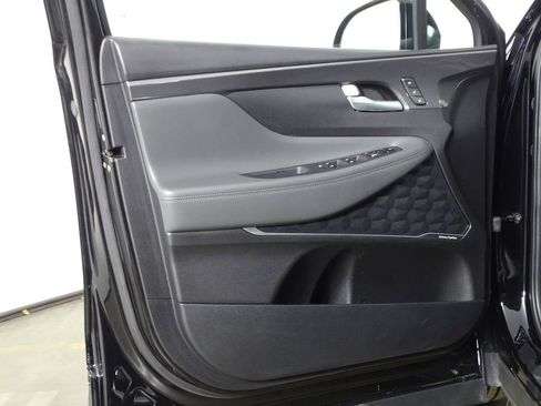 Used 2023 Hyundai Santa Fe Limited image 17