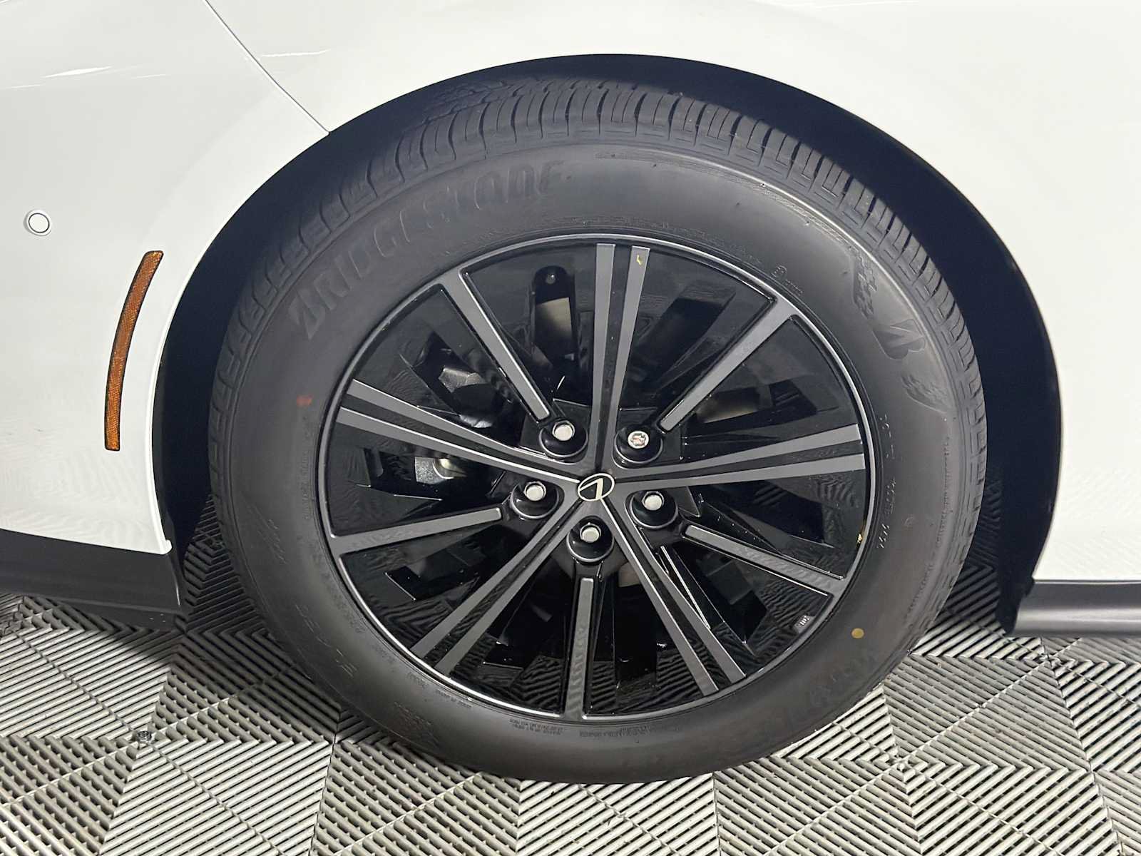 New 2026 Lexus ES 350h w/ Accessory Package (Z2) FWD image 16