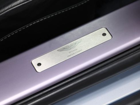 Used 2011 Aston Martin V8 Vantage Coupe RWD image 59
