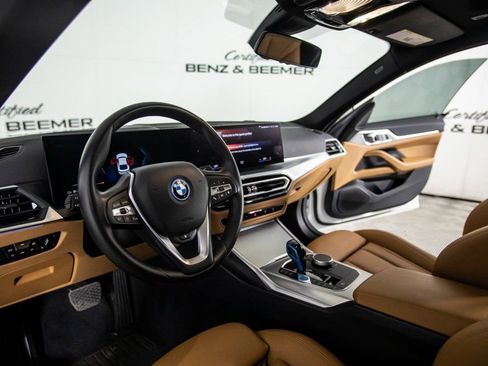 Used 2022 BMW i4 eDrive40 w/ Premium Package image 13