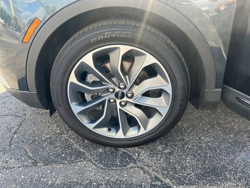 Certified 2023 Lincoln Nautilus Reserve AWD/4WD image 29