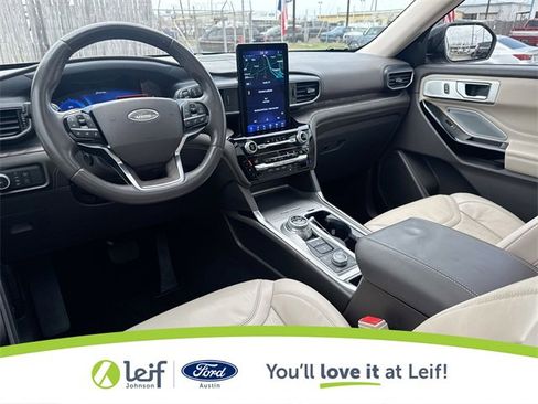 Used 2021 Ford Explorer Platinum w/ Equipment Group 601A image 36
