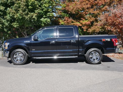 Used 2017 Ford F150 XLT w/ XTR Package image 14