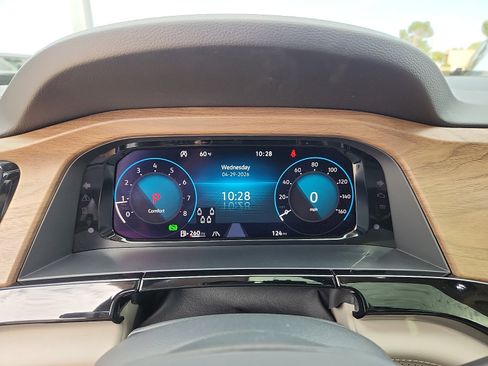 Certified 2026 Volkswagen Atlas SE FWD image 17