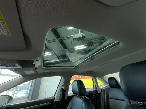 Used 2019 Volkswagen Jetta SE FWD image 13