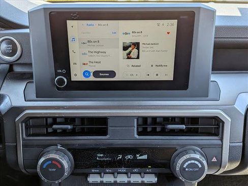 Used 2025 Toyota 4Runner SR5 AWD/4WD image 14