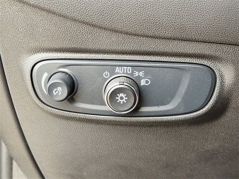 Used 2024 Chevrolet Equinox LS w/ Midnight Edition image 21