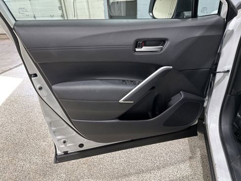 Certified 2023 Toyota Corolla Cross XLE w/ Convenience Package image 12