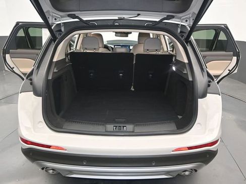 Used 2024 Lincoln Corsair Reserve FWD image 12