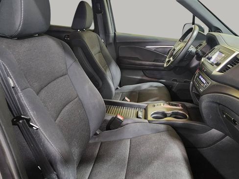 Used 2019 Honda Passport Sport image 18