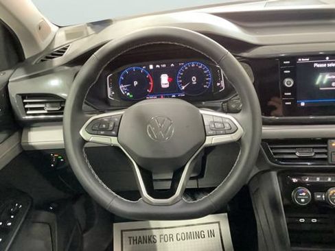 Used 2024 Volkswagen Taos SEL AWD/4WD image 16