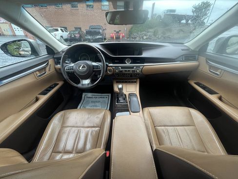 Used 2016 Lexus ES 350 FWD image 2