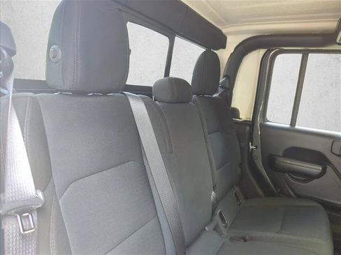 Used 2021 Jeep Gladiator Sport AWD/4WD image 25