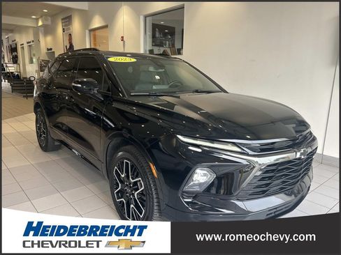 Used 2023 Chevrolet Blazer RS AWD/4WD image 1