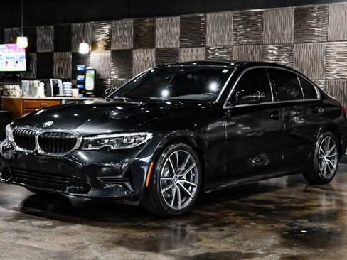Used 2021 BMW 330i Sedan w/ Driving Assistance Package RWD image 7