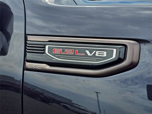 Used 2024 GMC Sierra 1500 AT4X AWD/4WD image 7