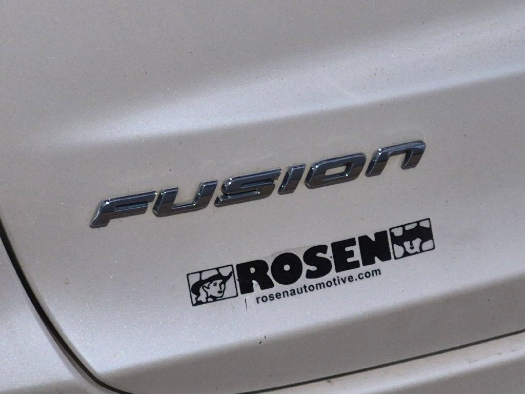 Used 2020 Ford Fusion SE FWD image 10