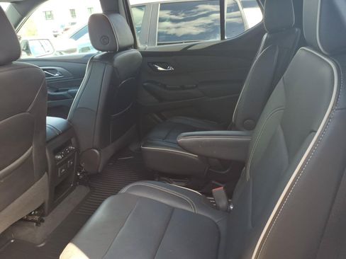 Used 2024 Chevrolet Traverse Premier w/ Redline Edition AWD/4WD image 8