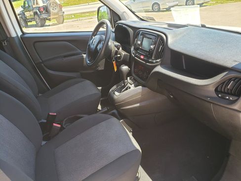 Used 2022 RAM ProMaster City Tradesman FWD image 19