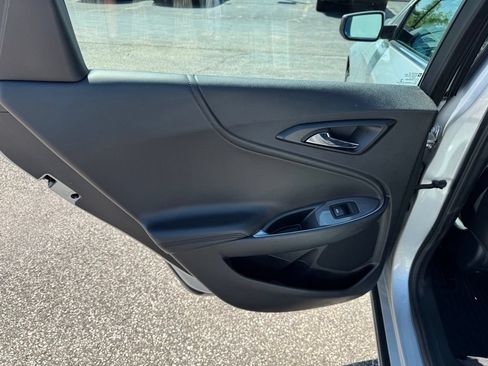 Used 2019 Chevrolet Malibu LT w/ Leather Package FWD image 22