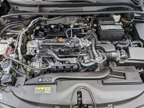 Used 2024 Toyota Corolla SE w/ SE Premium Package FWD image 21