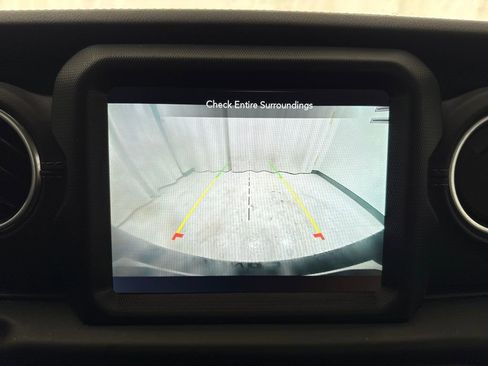 Used 2023 Jeep Wrangler Unlimited Rubicon 4xe w/ Steel Bumper Group image 29