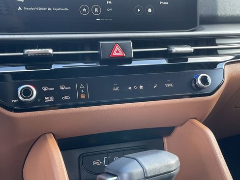 New 2026 Kia Sportage X-Line w/ X-Line Technology Package image 18