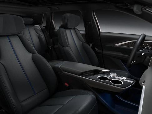 New 2025 Cadillac Lyriq Sport image 29