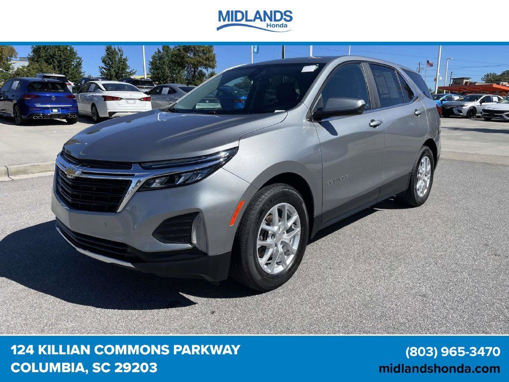 Used 2023 Chevrolet Equinox LT FWD image 3