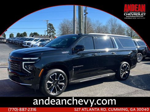 New 2026 Chevrolet Suburban High Country w/ Sun And Tow Package AWD/4WD image 1