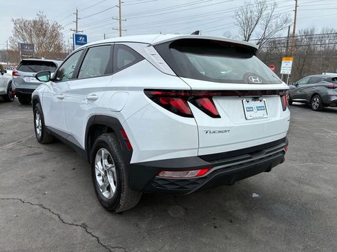 Used 2023 Hyundai Tucson SE image 5