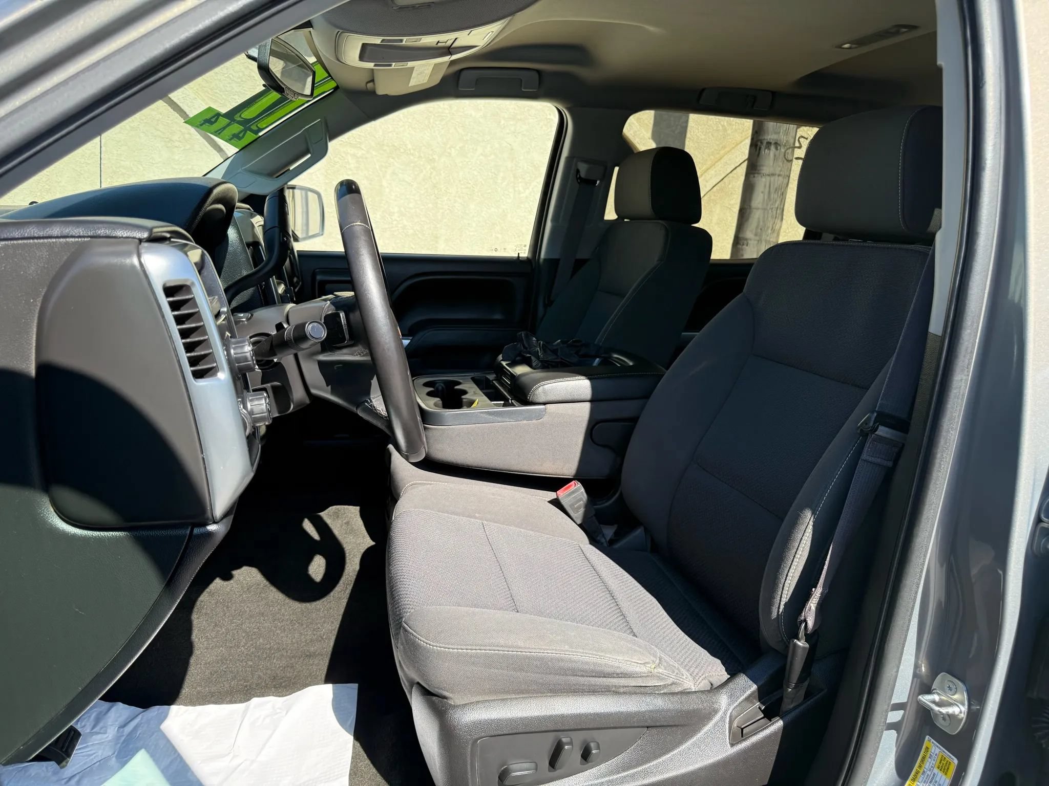 Used 2017 Chevrolet Silverado 1500 LT w/ All Star Edition AWD/4WD image 19