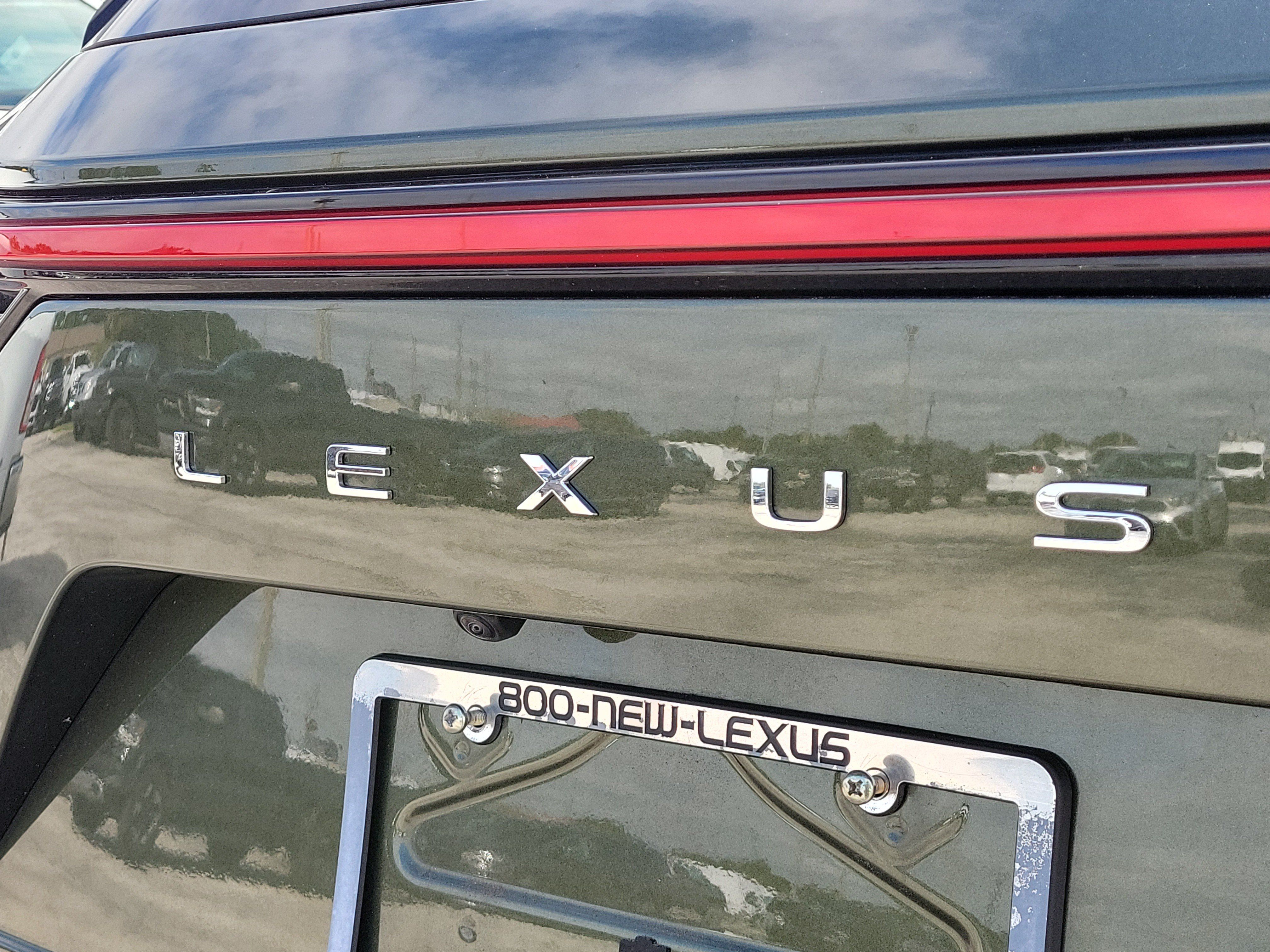 Used 2024 Lexus NX 250 FWD w/ Towing Package (2000 Lbs) image 10
