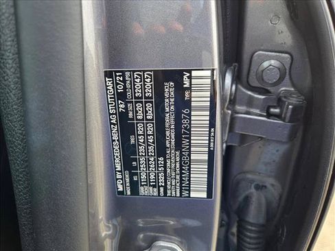 Used 2022 Mercedes-Benz GLB 250 image 23