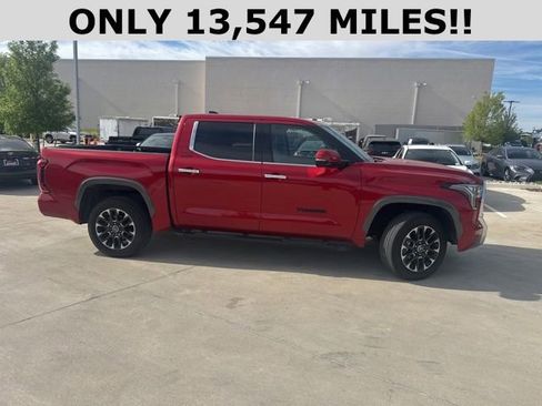 Used 2022 Toyota Tundra Limited image 2