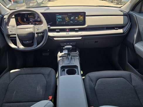New 2027 Kia Seltos S FWD image 12