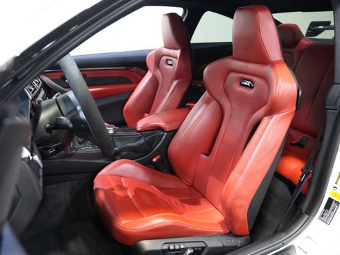 Used 2020 BMW M4 Coupe w/ Competition Package RWD image 28