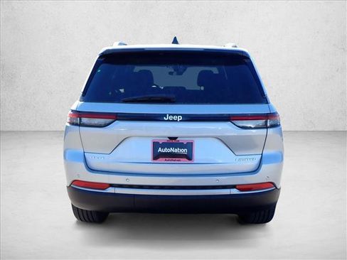 New 2026 Jeep Grand Cherokee Limited w/ Trailer Tow Package image 3