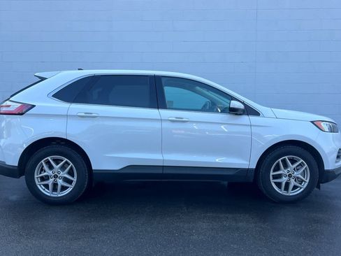 Used 2024 Ford Edge SEL image 9