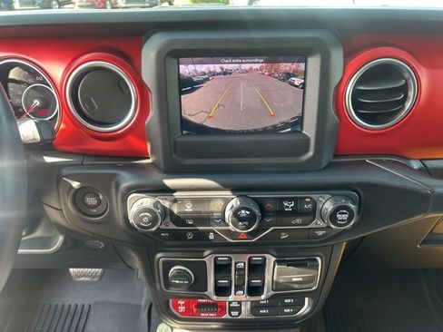 Used 2021 Jeep Wrangler Unlimited Rubicon w/ Steel Bumper Group image 21