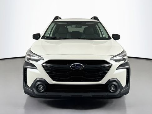 Used 2023 Subaru Outback Onyx Edition XT AWD/4WD image 2