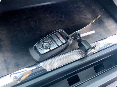 Used 2024 Ford F250 Lariat image 25