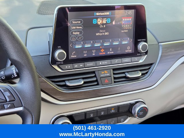 Used 2025 Nissan Altima 2.5 SV FWD image 22