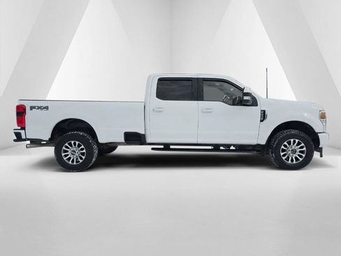Used 2022 Ford F250 Lariat image 3