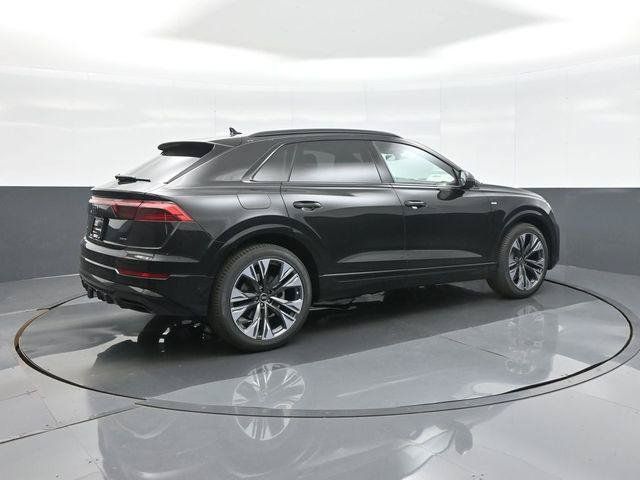New 2027 Audi Q8 Premium Plus AWD/4WD image 7