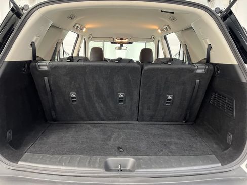 Used 2024 Nissan Pathfinder SV FWD image 38